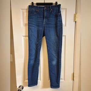 Madewell Curvy High-Rise Skinny dark wash